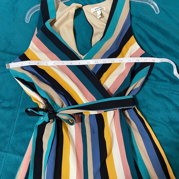 Speechless Blue Striped V Neck Belted Romper Size Medium - Picture 5 of 8